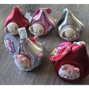 Anirollz Plush Hershey Kiss Toy:  3 Puppiroll & 2 Kittiroll /lot of 5 Valentines